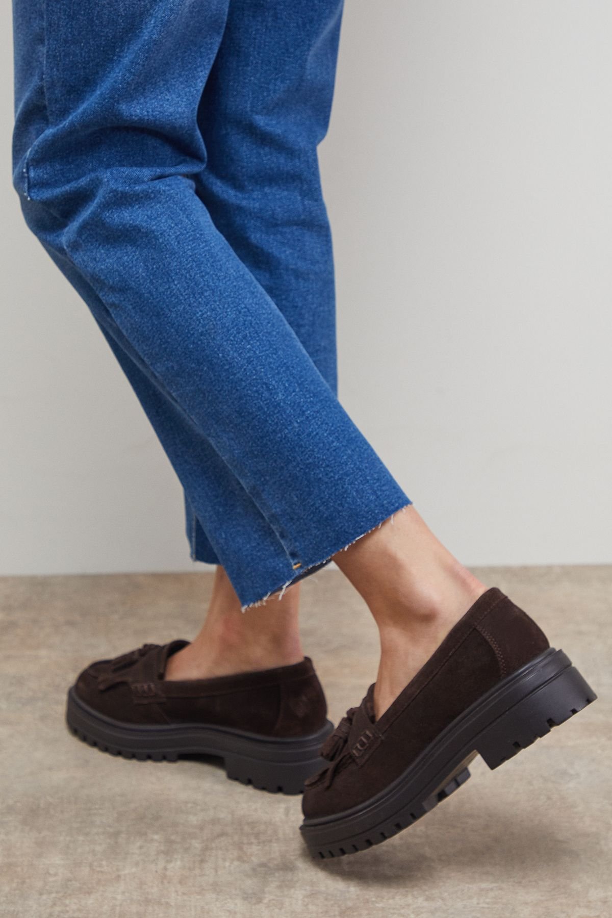 Oasis Oasis Women's Brooker Suede Tassel Chunky Loafers in Chocolate - 3