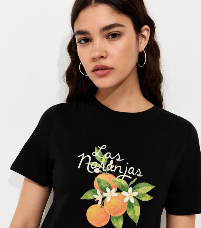 New Look Women's Black Cotton Orange Print Relaxed Fit T-Shirt New Look - 2