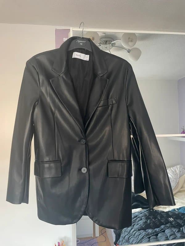 Bershka Bershka oversized faux leather blazer in black