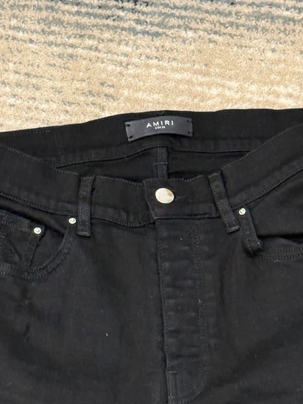 Amiri Amiri Crystal Painter Jean Size 32 NWOT