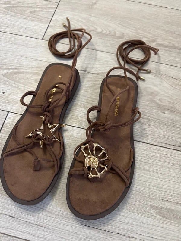 Bershka Bershka new viral lace sandal flip flops ibiza