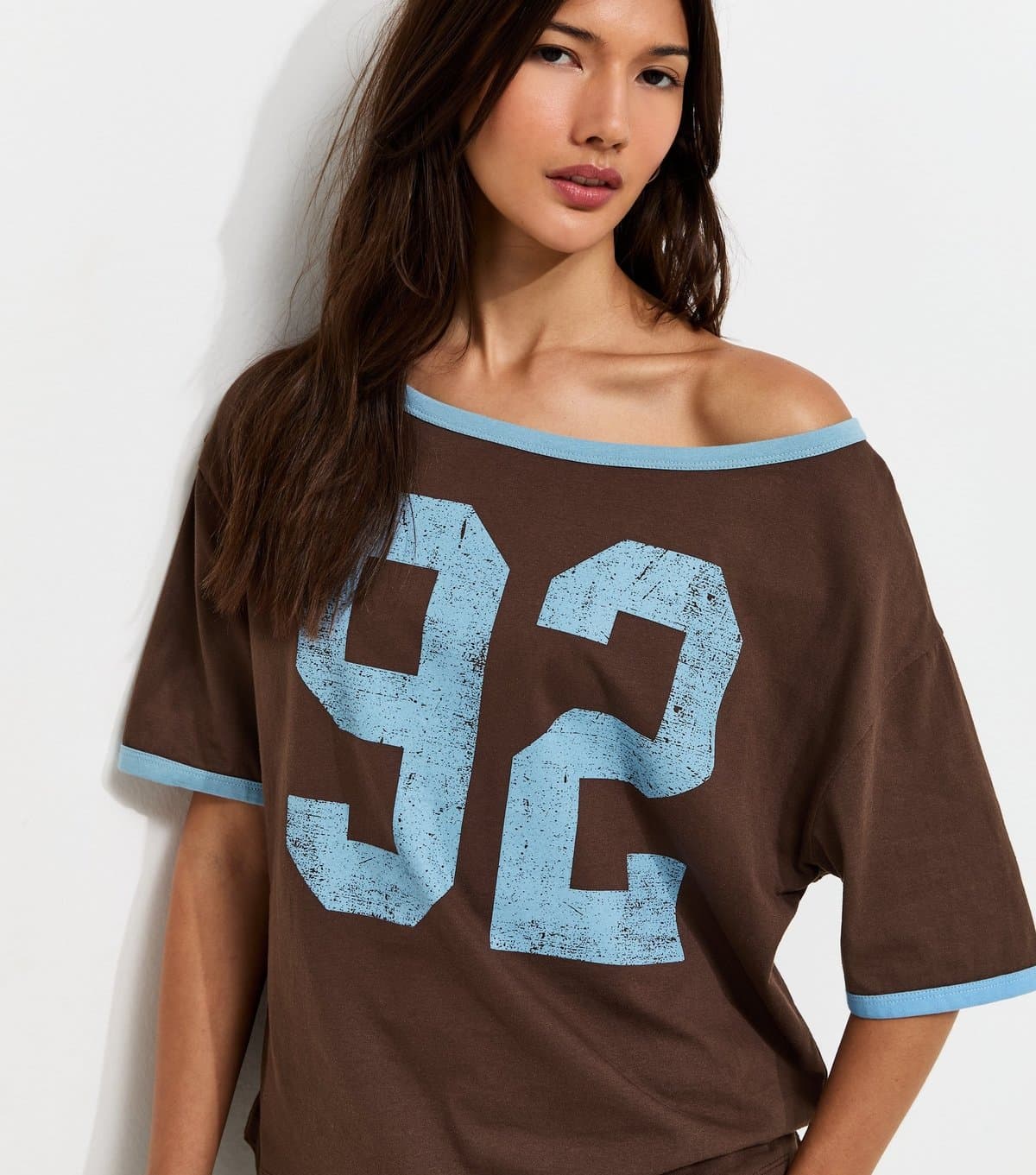 New Look Women's Brown Cotton 92 Logo Off the Shoulder T-Shirt New Look