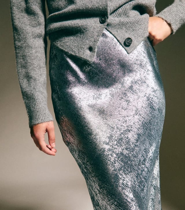 New Look Women's Silver Metallic Bias Cut Midi Skirt New Look - 3