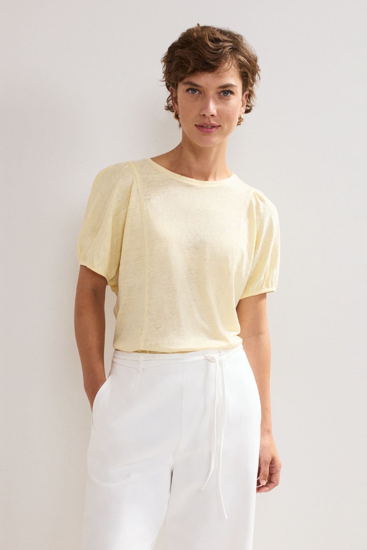Phase Eight Phase Eight Women's Arabel Linen Puff-Sleeve T-Shirt in Lemon