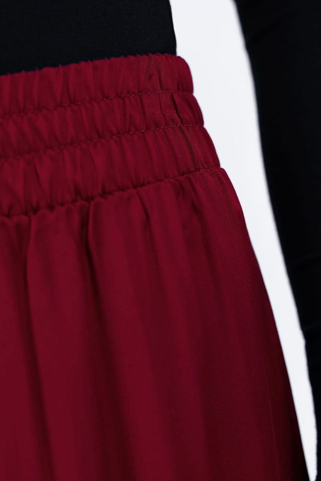Kettlewell Kettlewell Women's Satin Wide Leg Trousers in Maroon - 3
