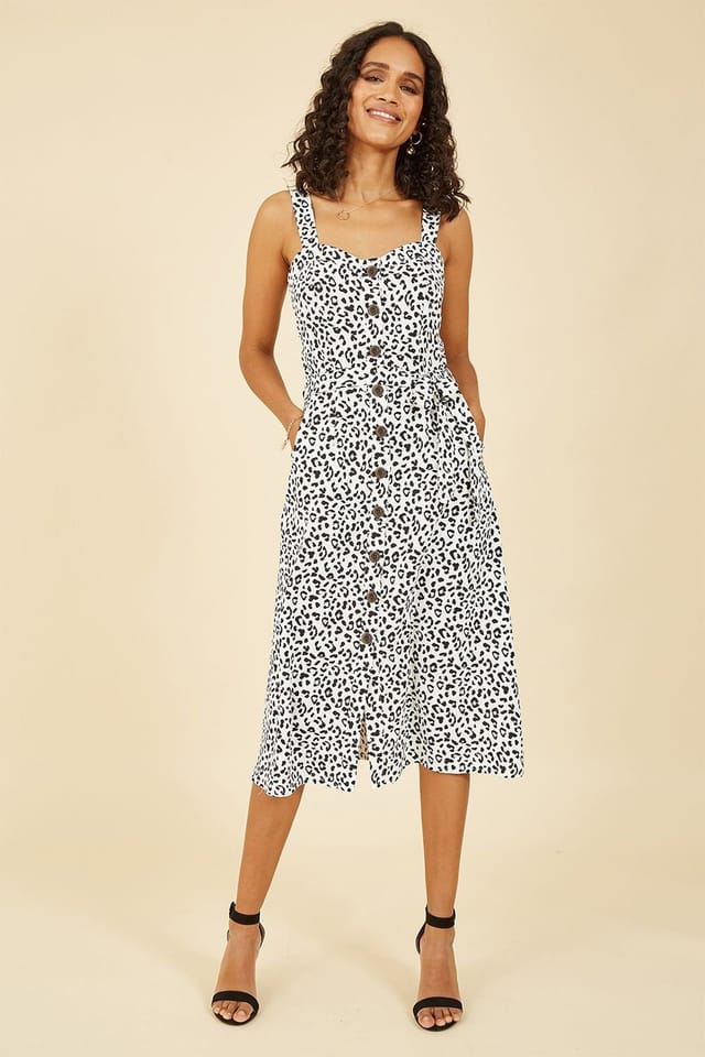 Yumi Yumi Women's White Animal Print Button Up Sundress - 3