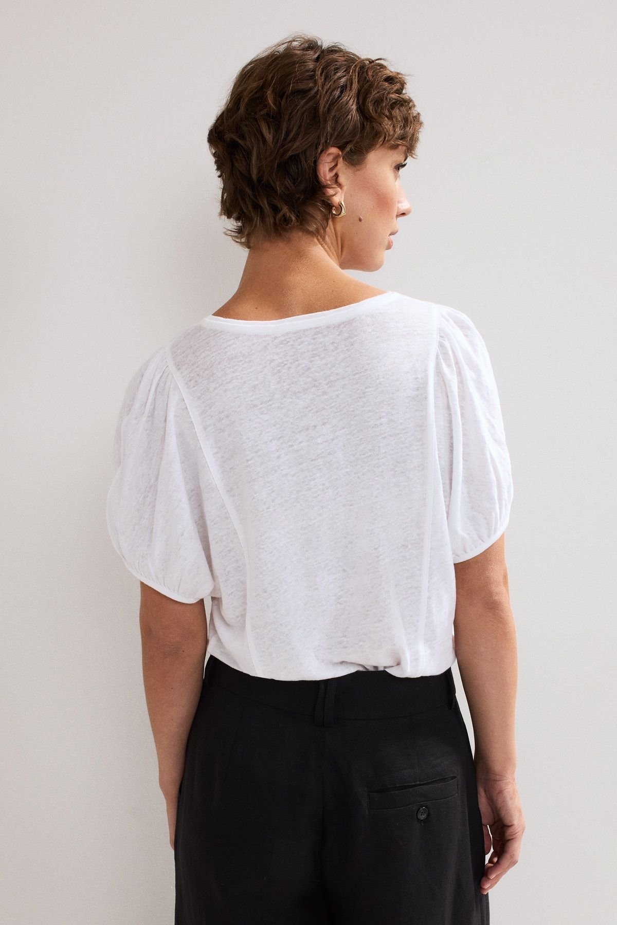 Phase Eight Phase Eight Women's Arabel Linen Gathered Sleeve Top in White - 4