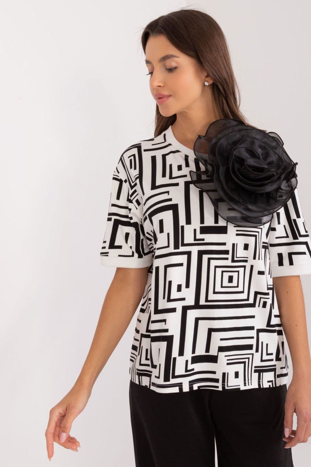 Love Lace Love Lace White Geometric Blouse with Flower Brooch