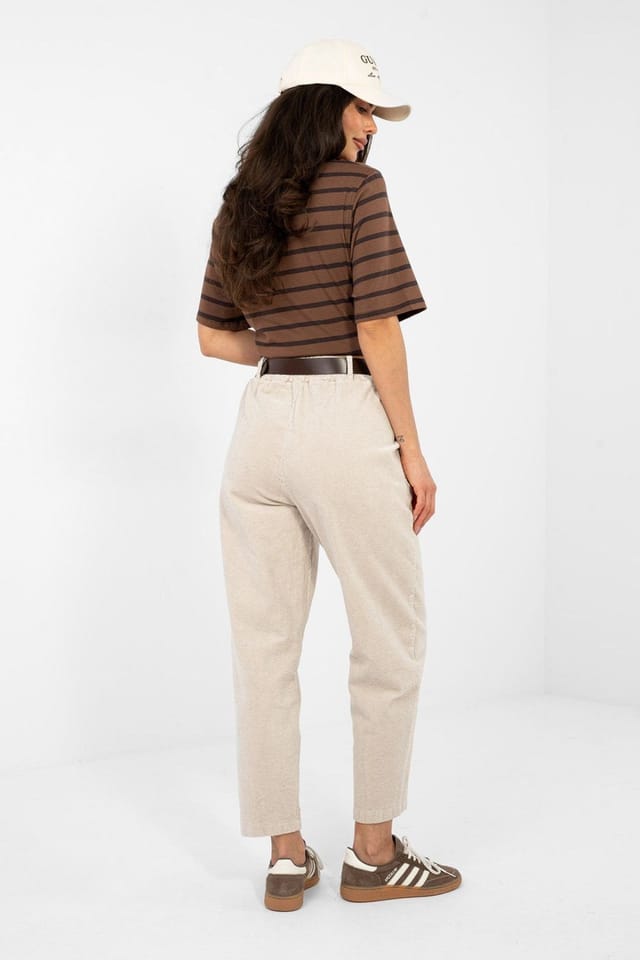 Love Lace Love Lace Women's Corduroy Carrot Trousers High Waist in Beige - 3