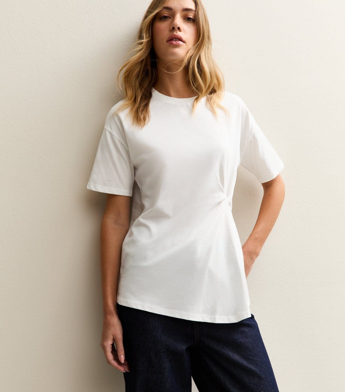 New Look Off White Knot Side Tee