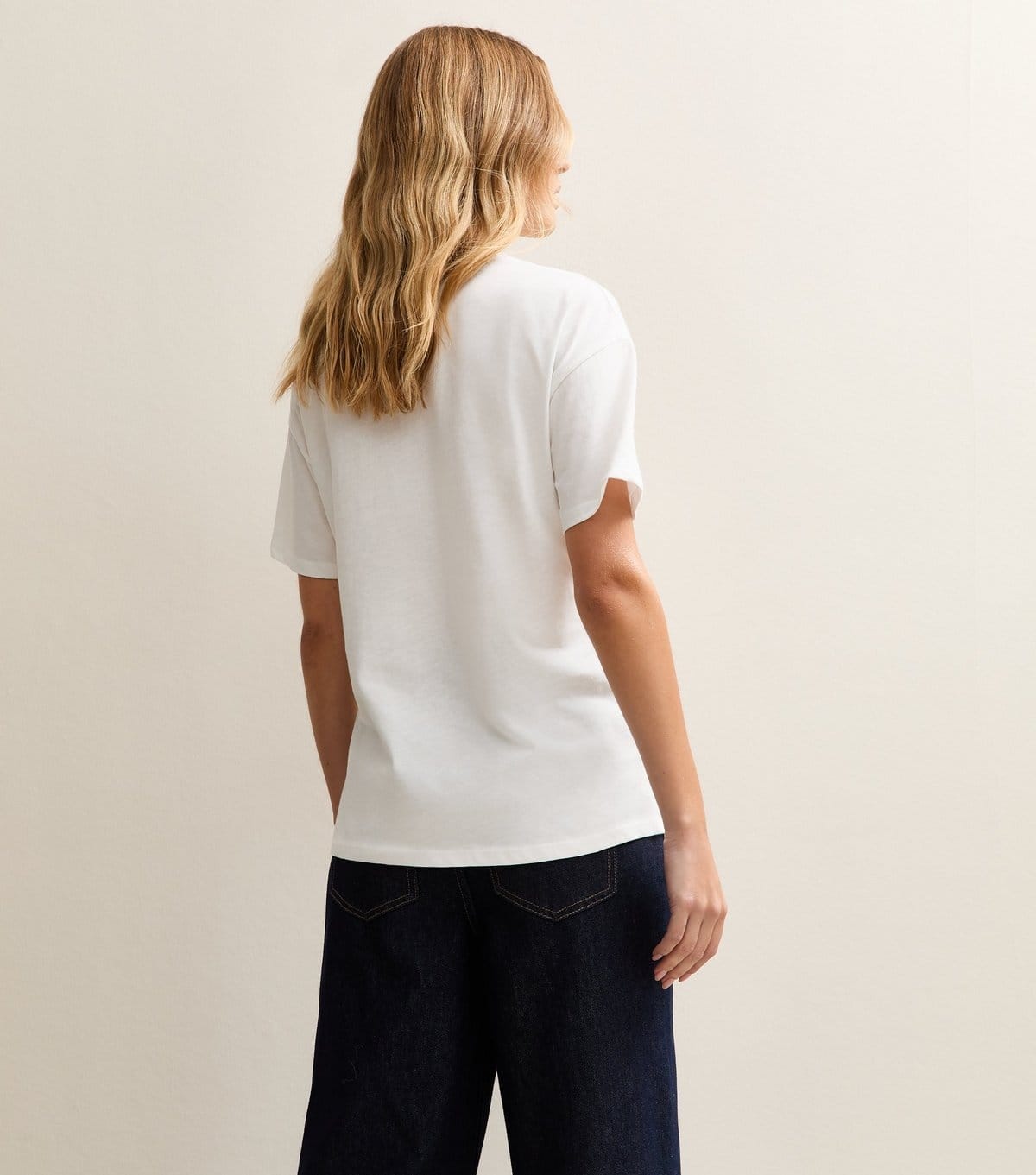 New Look Women's Off White Knot Side Tee New Look - 4