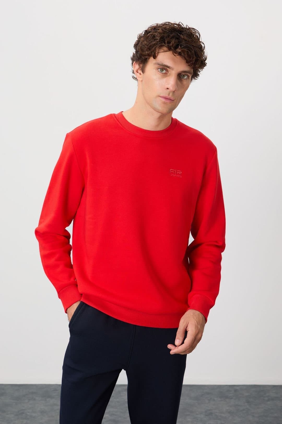 Tommy Life Tommy Life Men's Regular Fit Crew Neck Sweatshirt in Red