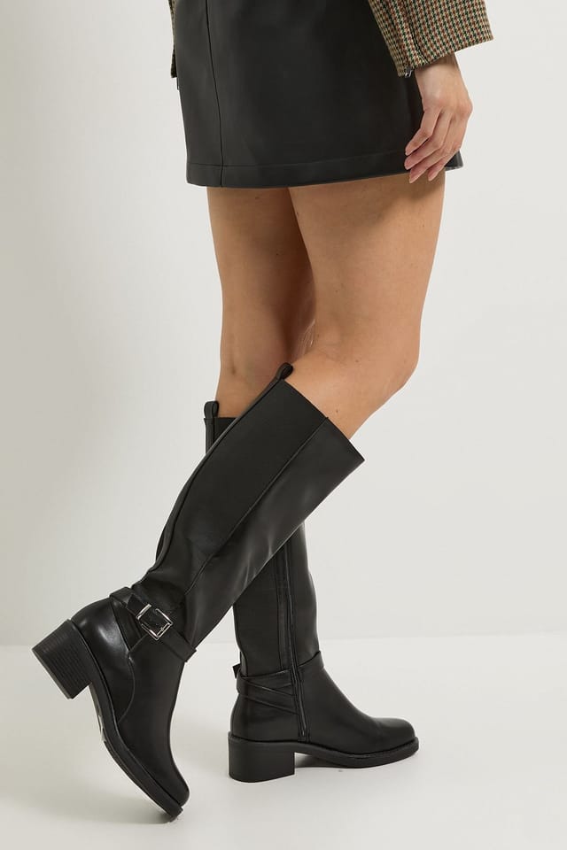 Dorothy Perkins Dorothy Perkins Women's Melanie Faux Leather Buckle Detail Chunky Medium Block Heel Knee Boots in Black - 3