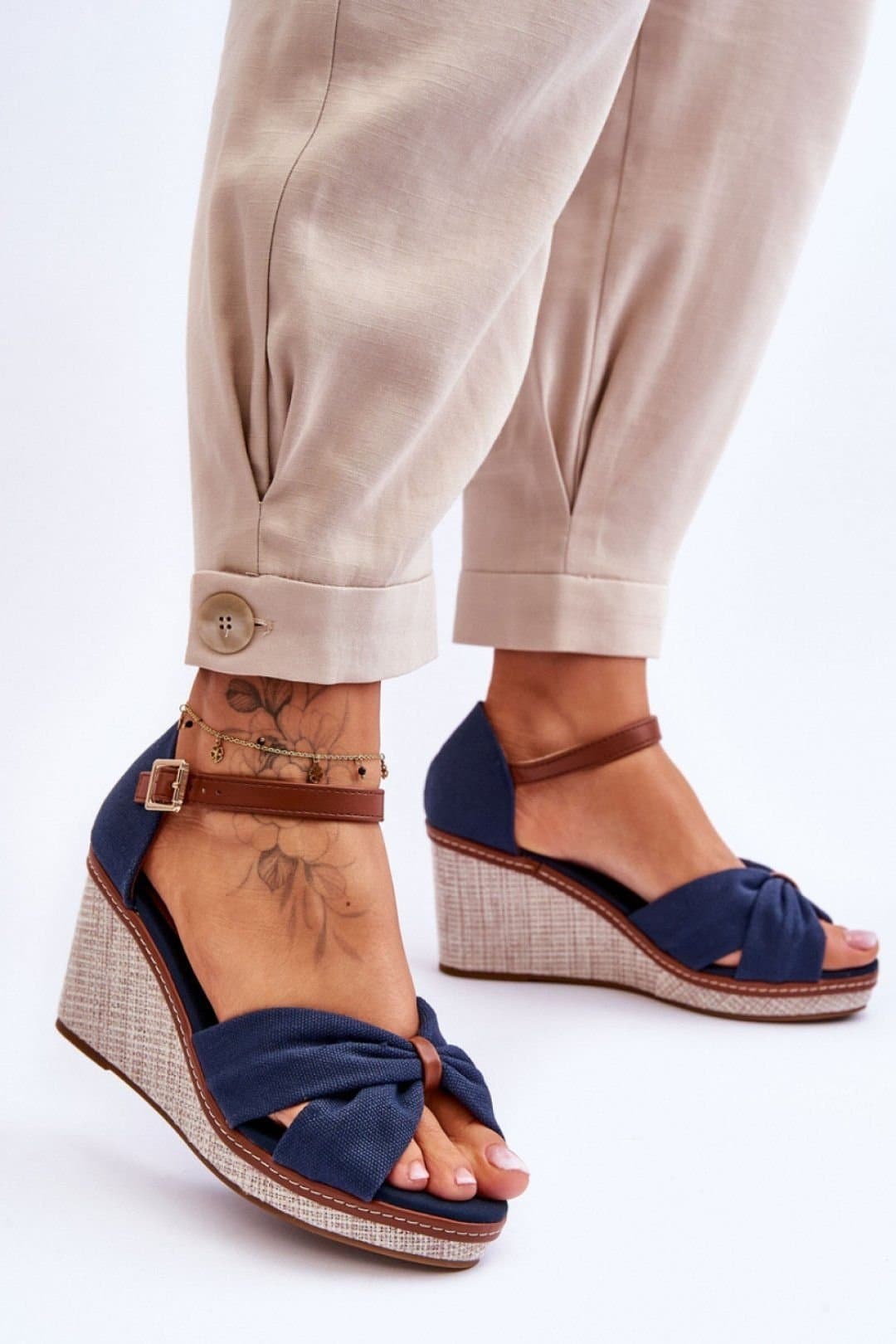 Love Lace Love Lace Women's Fabric Upper Adjustable Strap Buckle Non Slip Heel Sandals in Blue