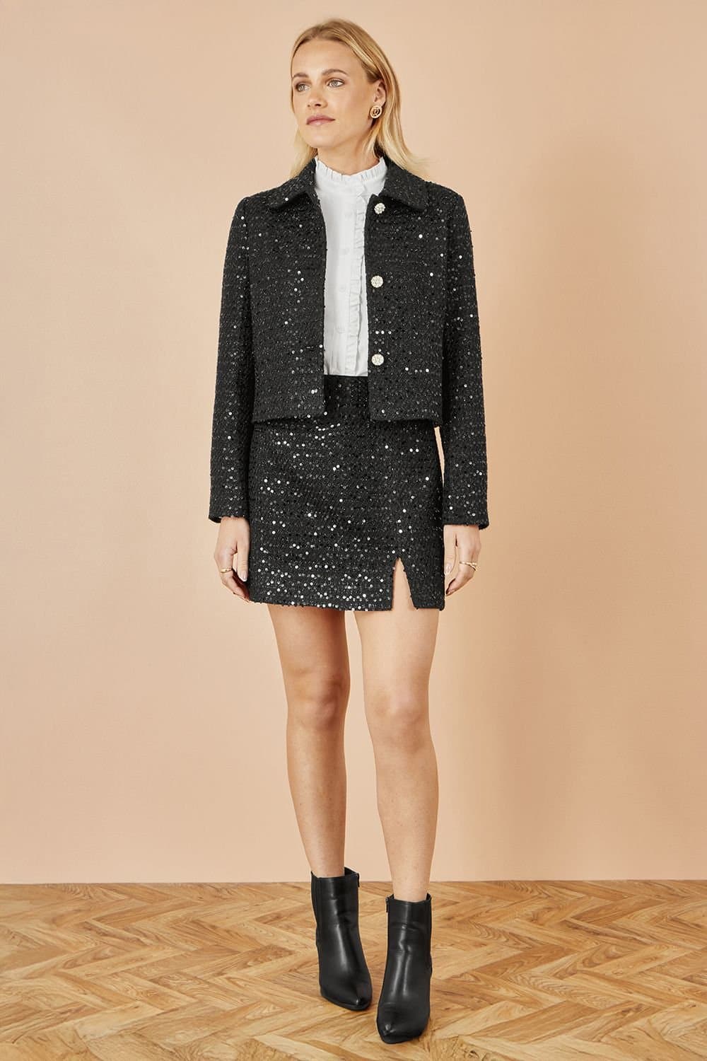 Yumi Yumi Women's Black Boucle Sequin Jacket With Pearl Buttons