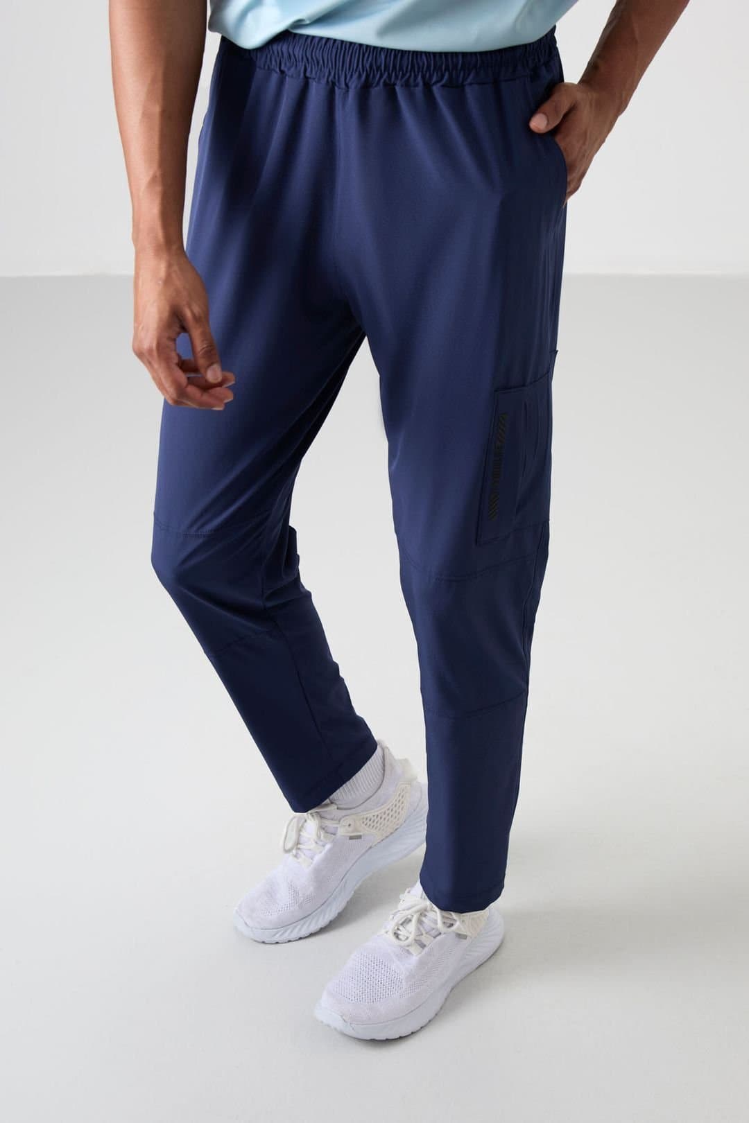 Tommy Life Tommy Life Men's Solid Pull-on Sweatpants in Navy