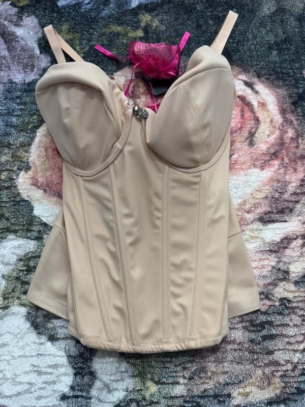 Gok BNWT Gok Wan Beige Pink Boobilicious Passion Bridal Basque Corset 30G