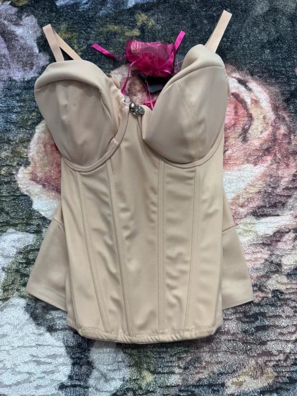 Gok BNWT Gok Wan Beige Pink Boobilicious Passion Bridal Basque Corset 30G - 1