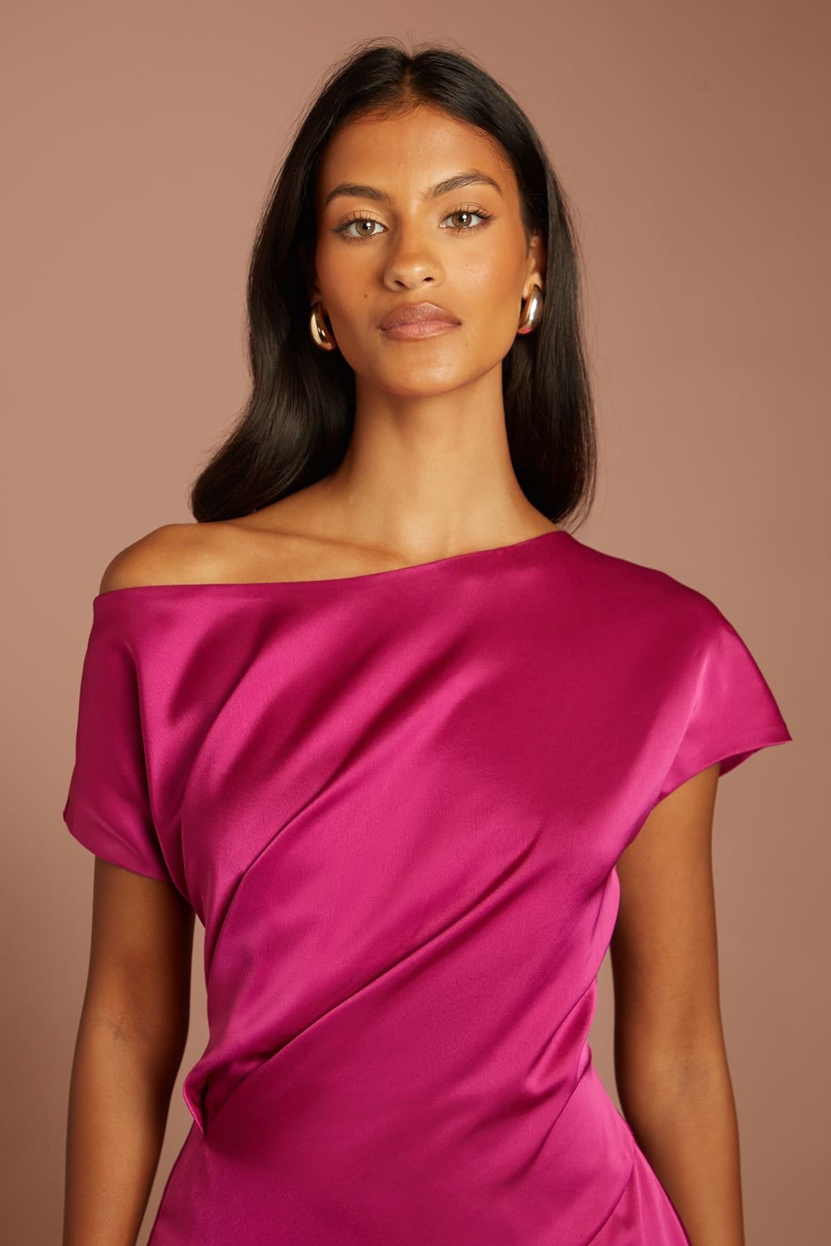 Coast Coast Women's Petite Off-The Shoulder Asymmetric Hem Satin Midi Dress in Berry - 4