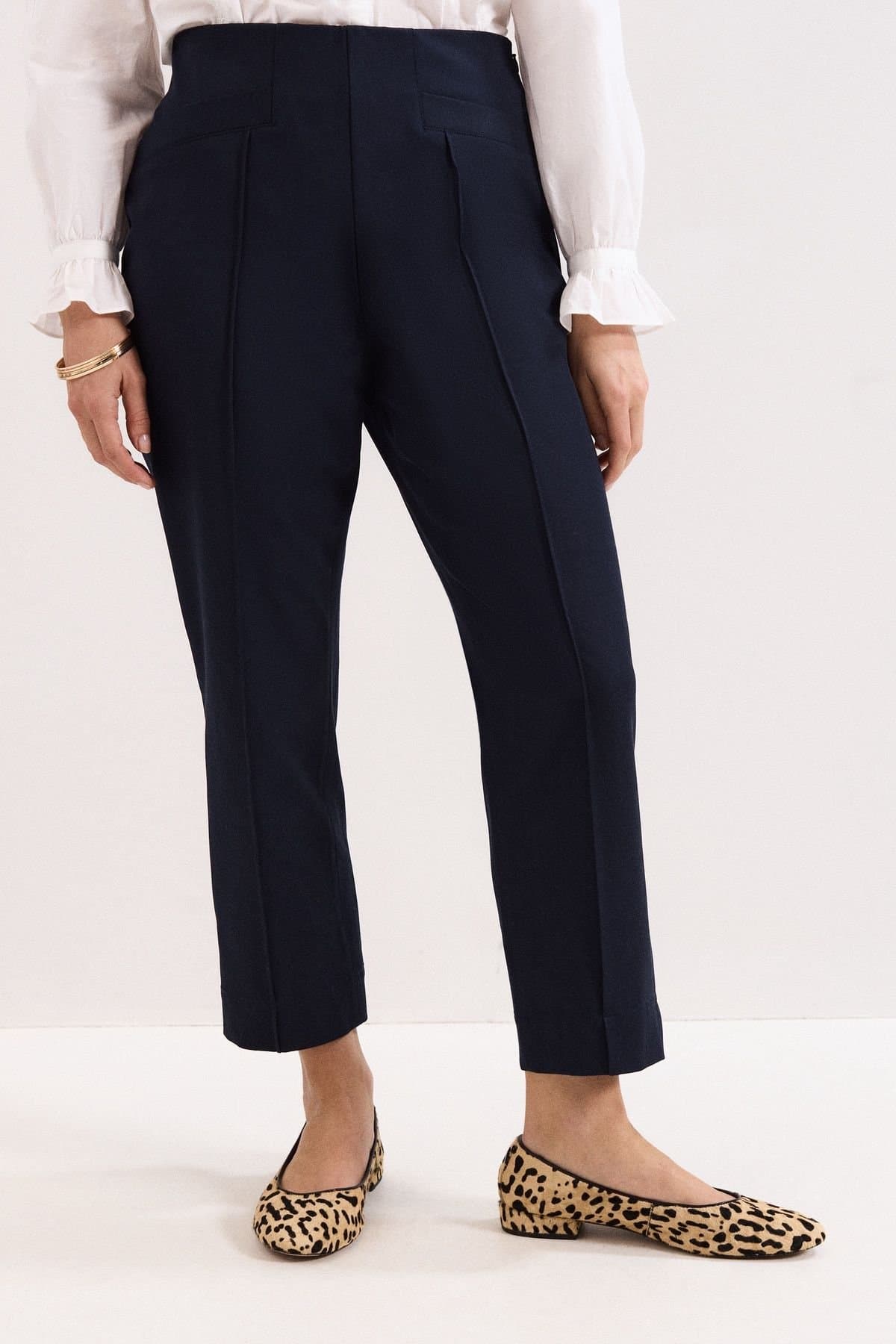 Phase Eight Phase Eight Women's Miah High Rise Cropped Trousers in Dark Navy