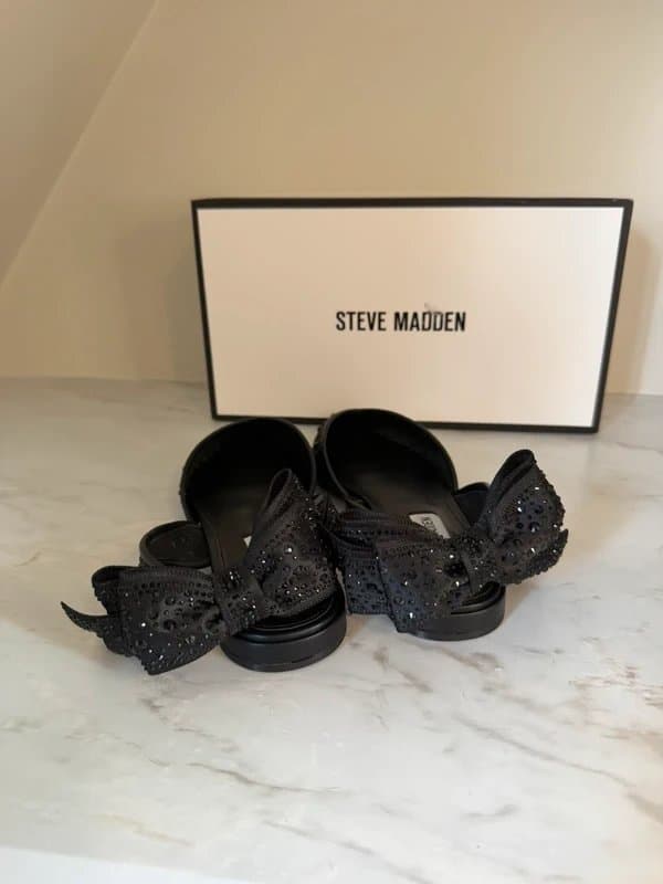 Steve Madden Steve Madden Synthia Black Crystal Embellished Bow Flat Pointed Toe Shoes Flats Size 5