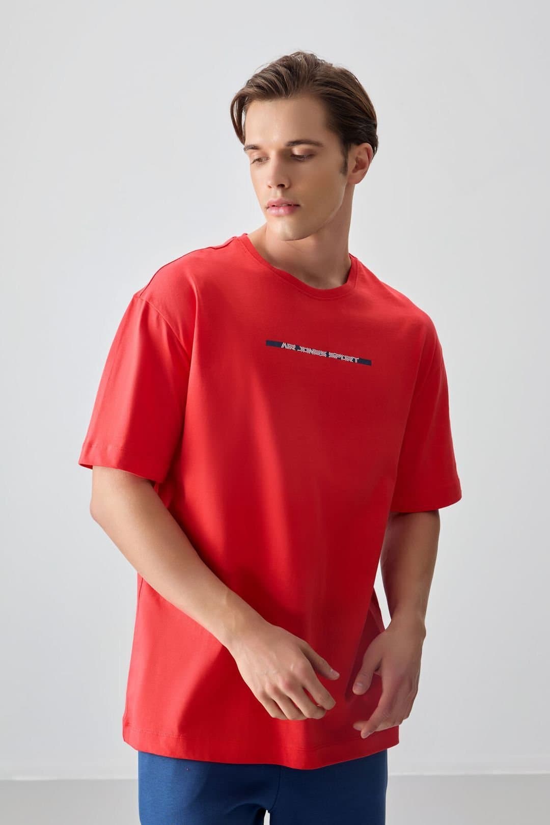 Tommy Life Tommy Life Men's Oversized Cotton Printed T-Shirt in Red