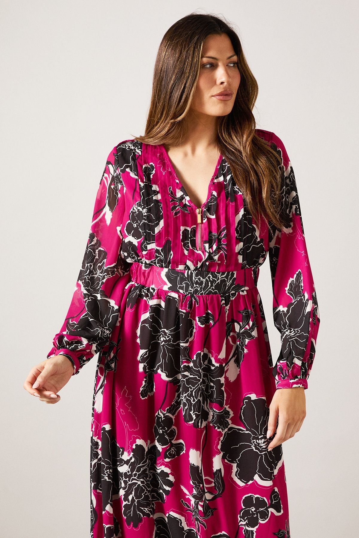 Wallis Wallis Women's Floral Pin Tuck Detail Zip Midi Dress in Raspberry - 2