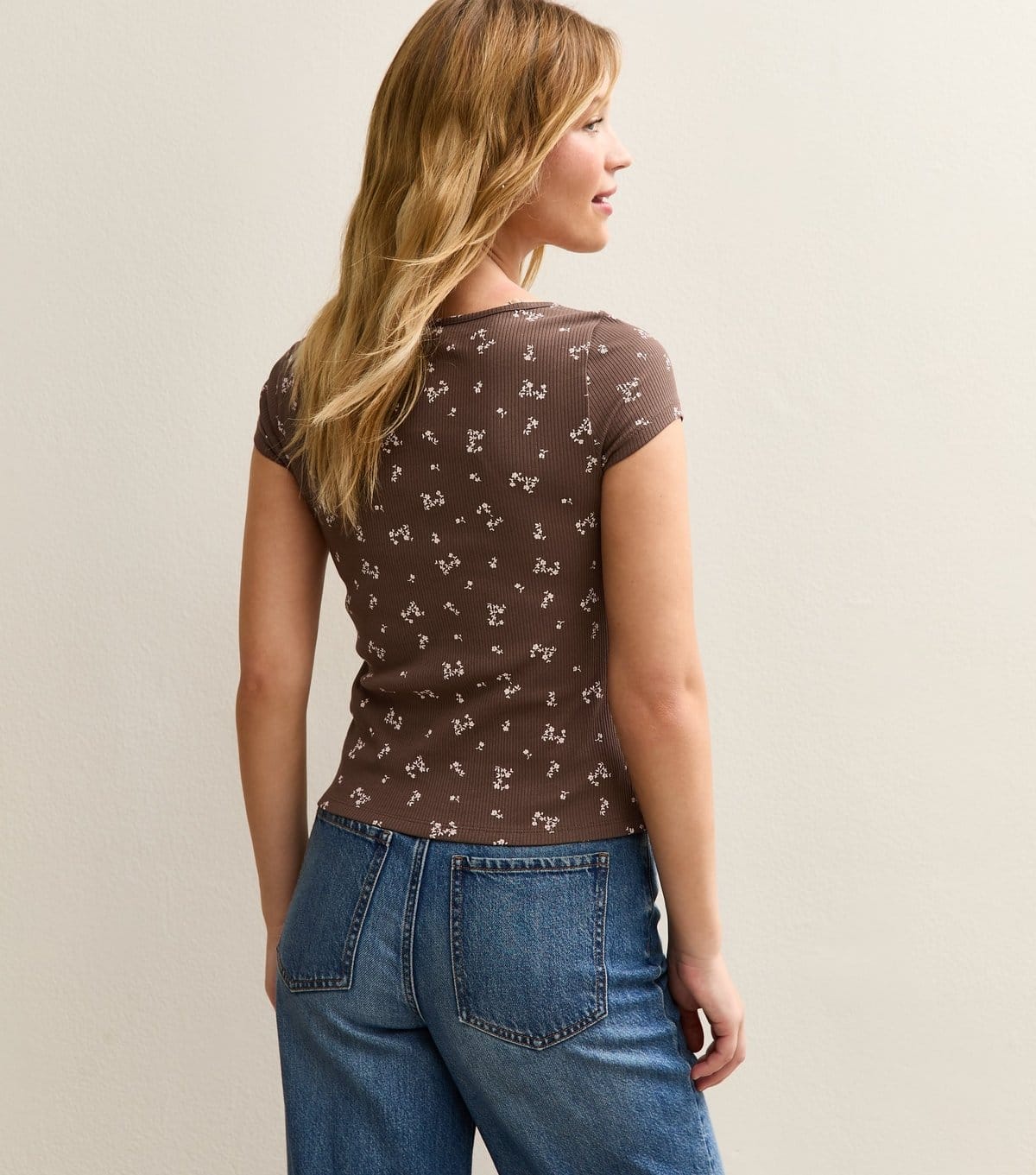 New Look Women's Brown Floral Button Through Baby Tee New Look - 4