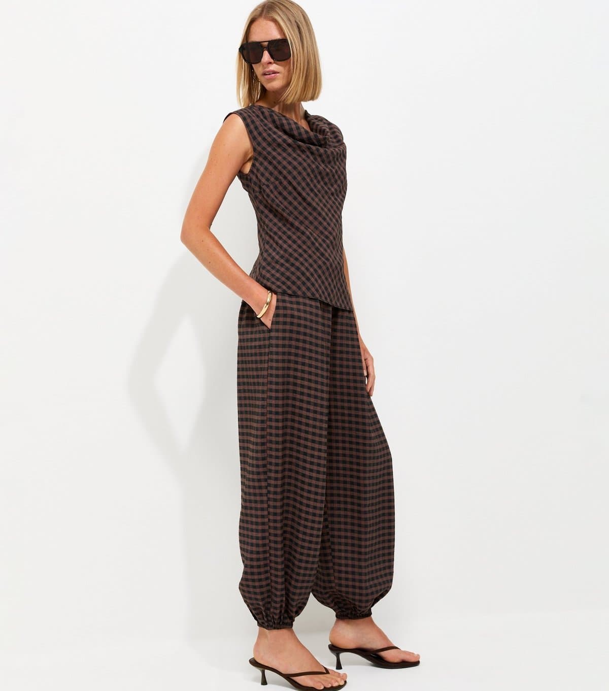 New Look Women's Brown Gingham Print Wide Leg Cuffed Trousers New Look