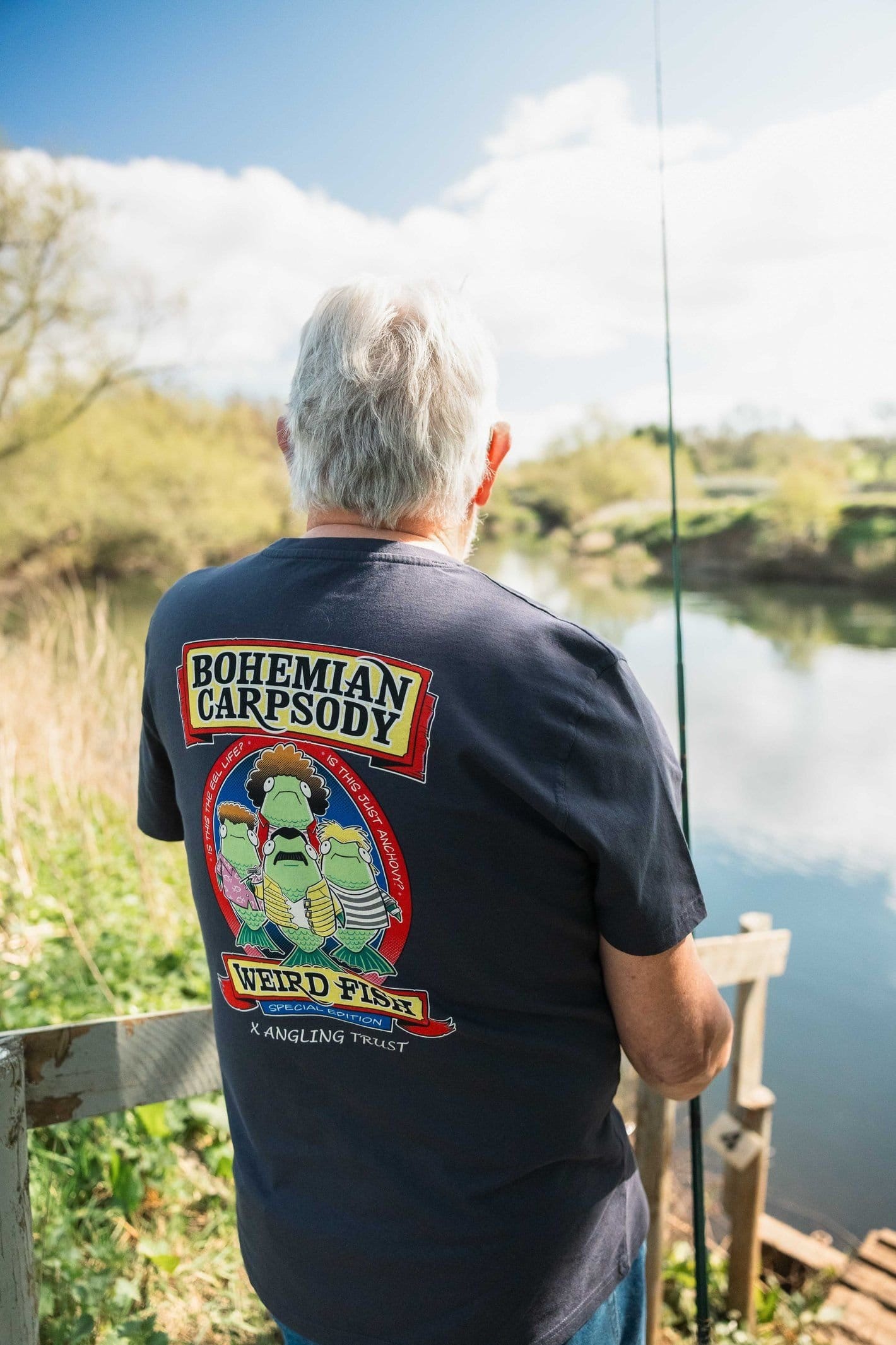 Weird Fish Weird Fish Men's Bohemian Carpsody Angling Trust Artist T-Shirt in Navy - 4