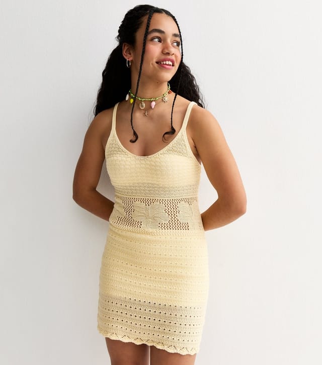 New Look Girls' Light Yellow Cotton Panelled Crochet Mini Dress New Look - 3