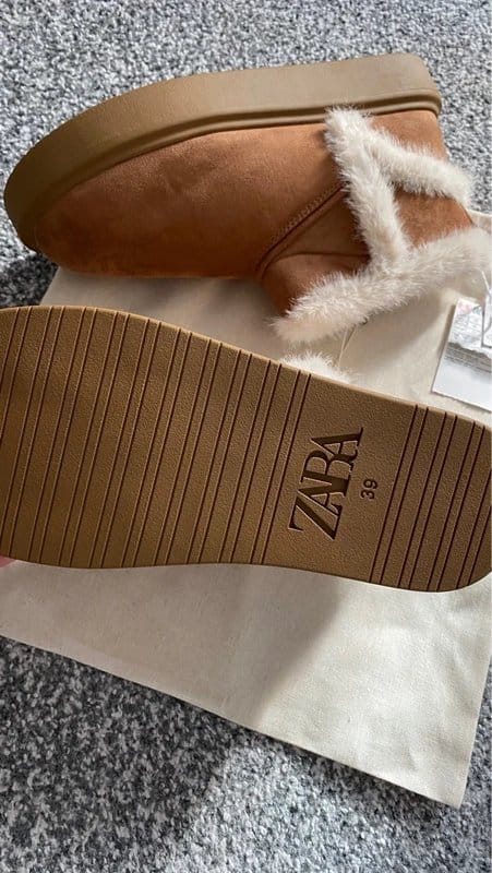 Zara Zara faux faur ankle boots - 1