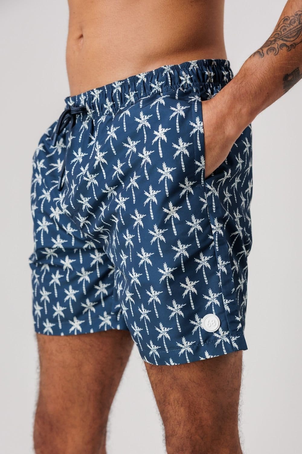 Tokyo Laundry Tokyo Laundry Men's 2-Pack Palm Tree & Logo Print Swim Shorts with Drawstring Waist in Teal - 4