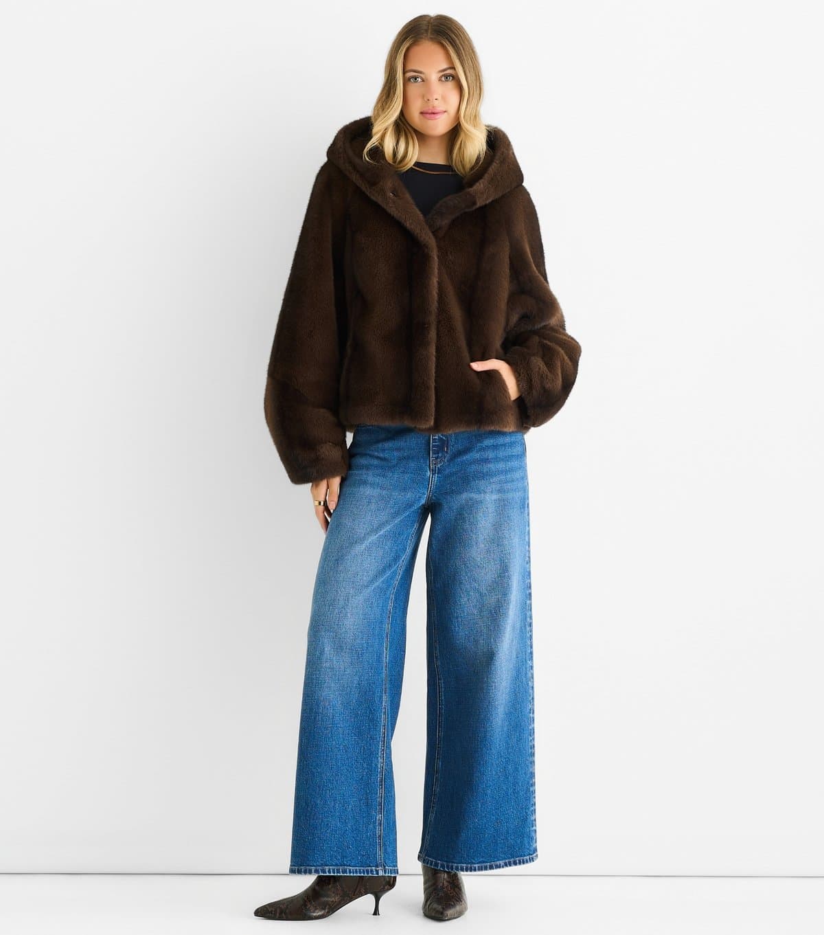 Gini London Women's Mid Brown Faux Fur Hooded Jacket Gini London New Look