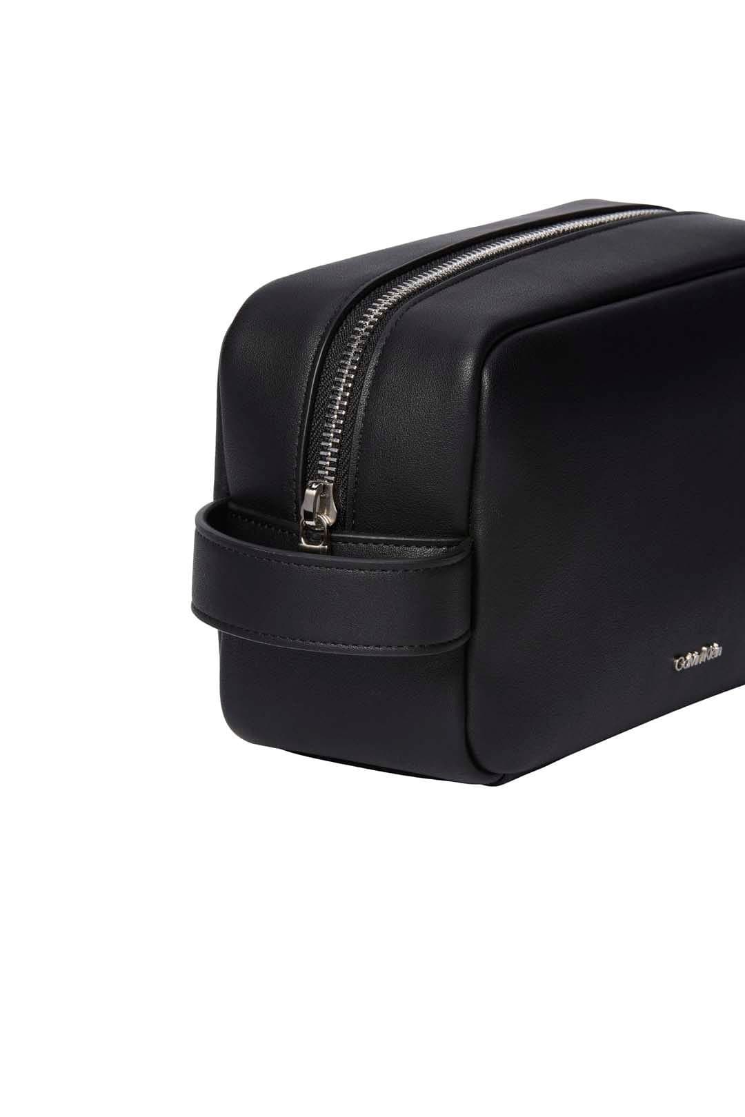 Calvin Klein Calvin Klein Men's Raised Dopp Kit Black