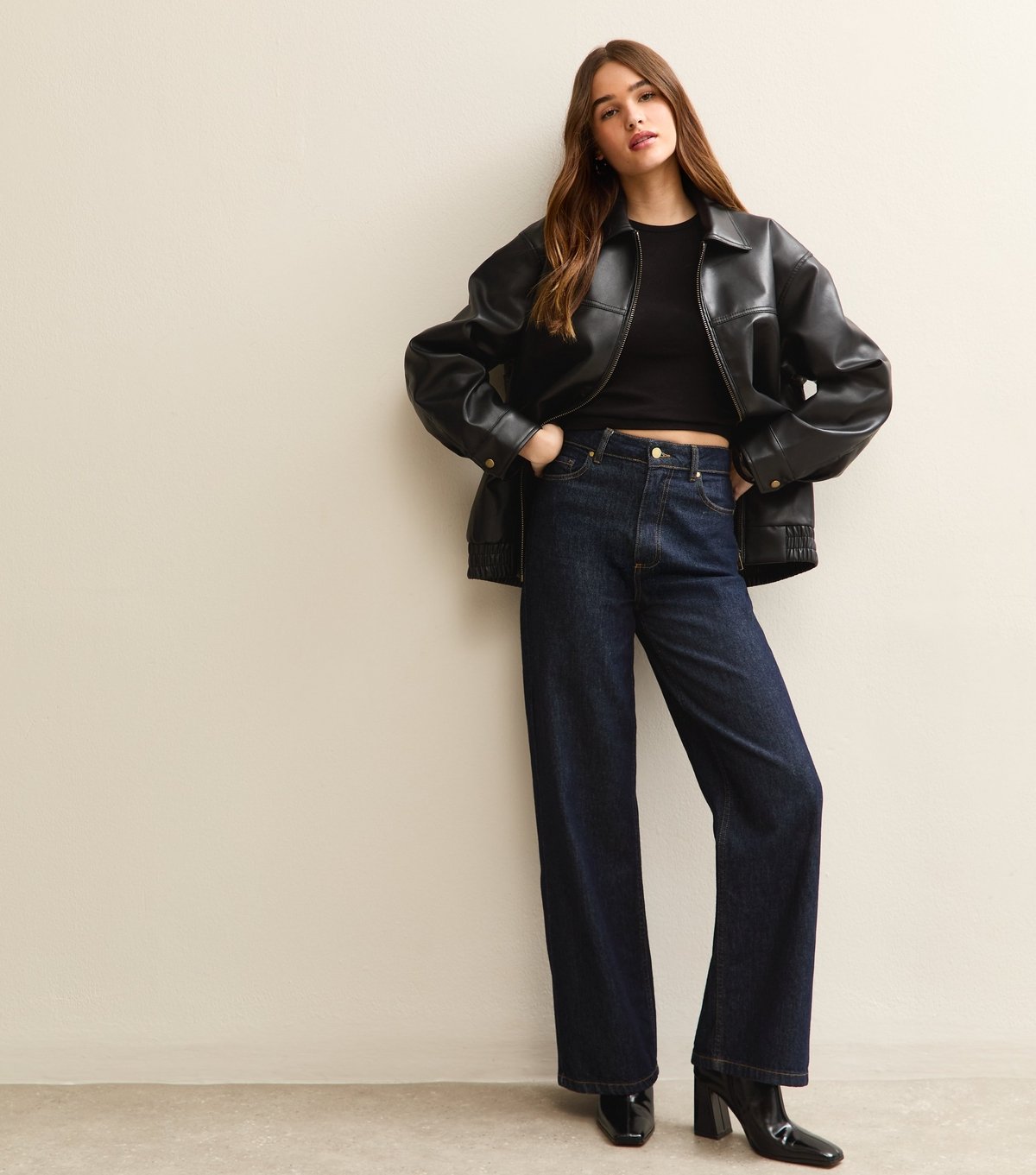 New Look Women's Black Faux Leather Oversized Bomber Jacket New Look - 4