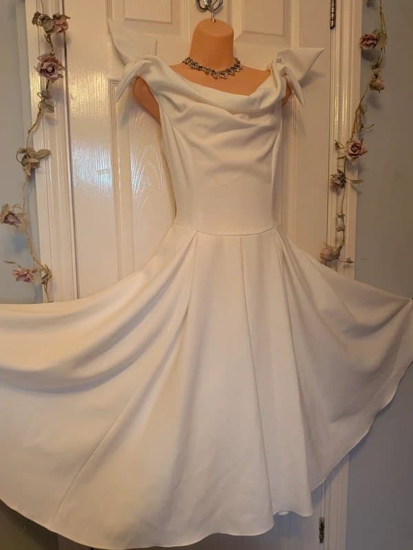 The Pretty Dress Company 🤍 The Pretty Dress Company Tilly Bow Shoulder Corset Bodice Fit & Flare Dress Size 12 🤍