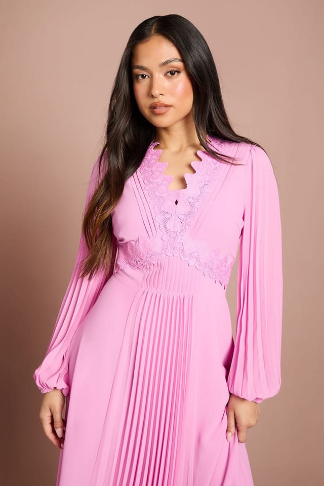 Coast Coast Women's Petite Pleat Detail Lace Trim Maxi Dress in Pink - 2