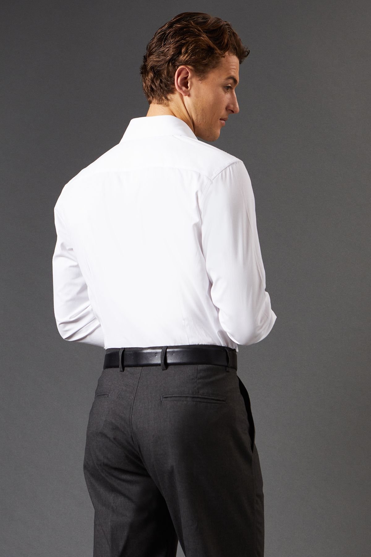 Burton Burton Men's White Easy Iron Oxford Slim Fit Long Sleeve Shirt - 3