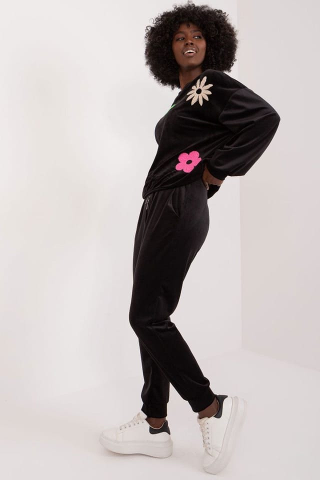 Love Lace Love Lace Women's Velour Floral Sweatshirt & Pants Set Style 193022 in Black - 3