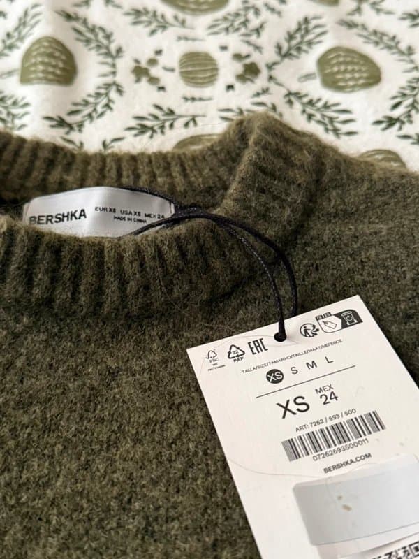 Bershka Bershka green round neck sweater/jumper