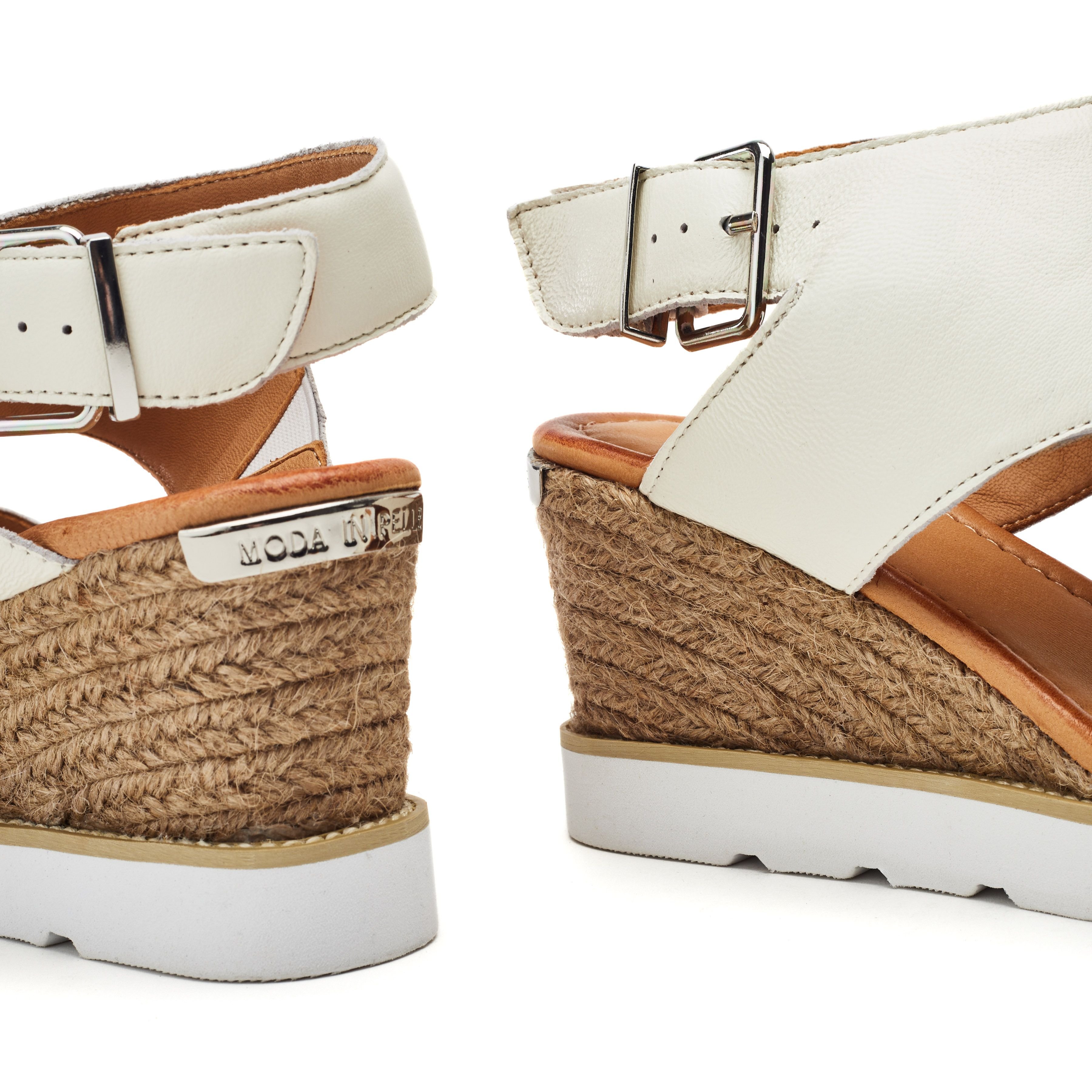 Moda In Pelle Moda In Pelle Women's 'Mapel' Leather Wedges in White - 4