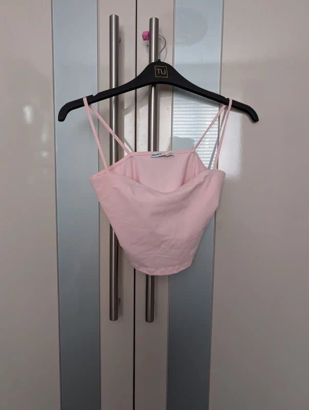 Bershka Bershka light pink crop top