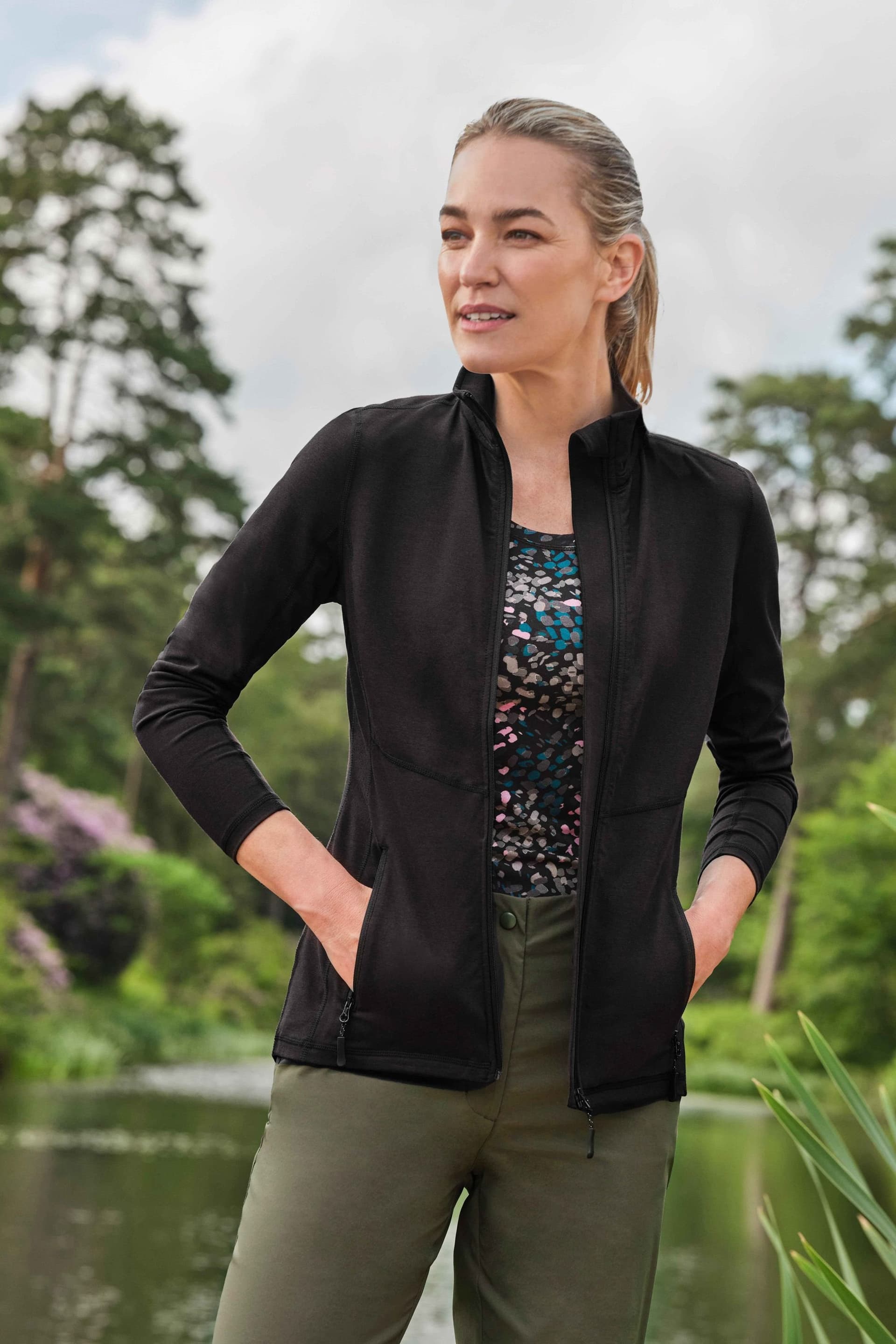 WoolOvers WoolOvers Women's Action Zip Through Sweatshirt in Black