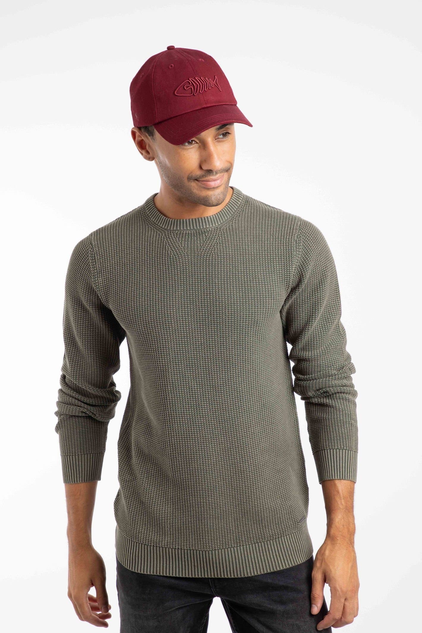 Weird Fish Weird Fish Men's Bude Branded Twill Cap in Crimson