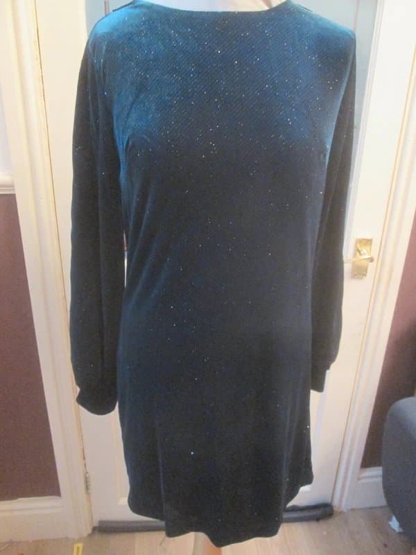 Next Next size 6 dark green sparkle velvet long split sleeve Dress Brand new with tags