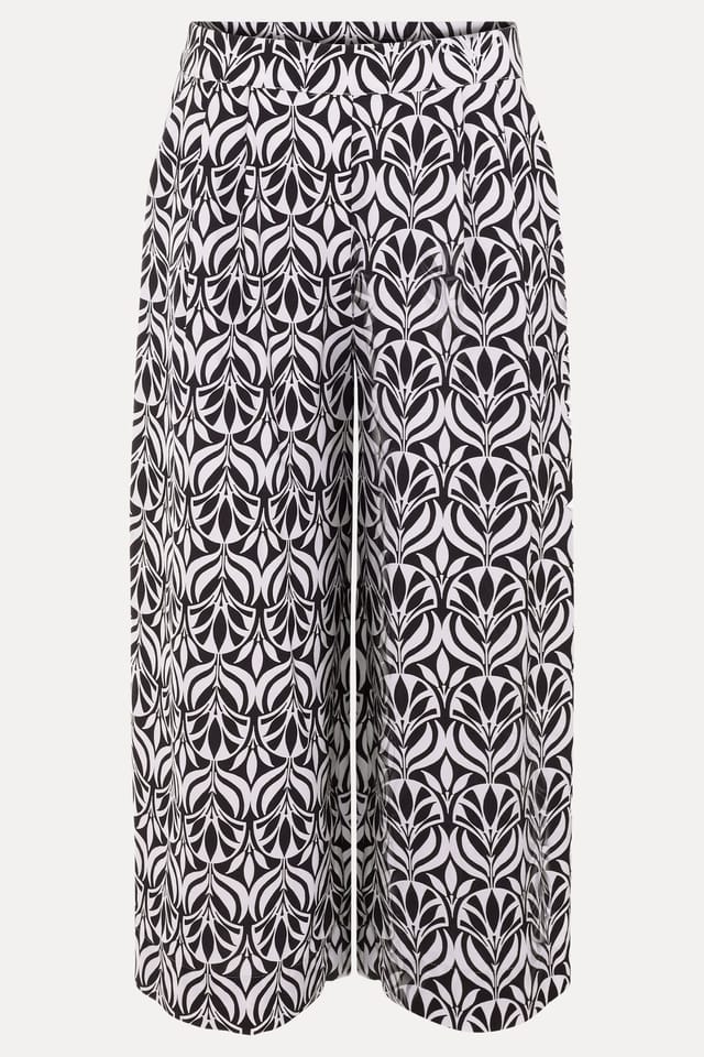 Phase Eight Phase Eight Women's Josie High Waisted Culotte Trousers in Black - 2
