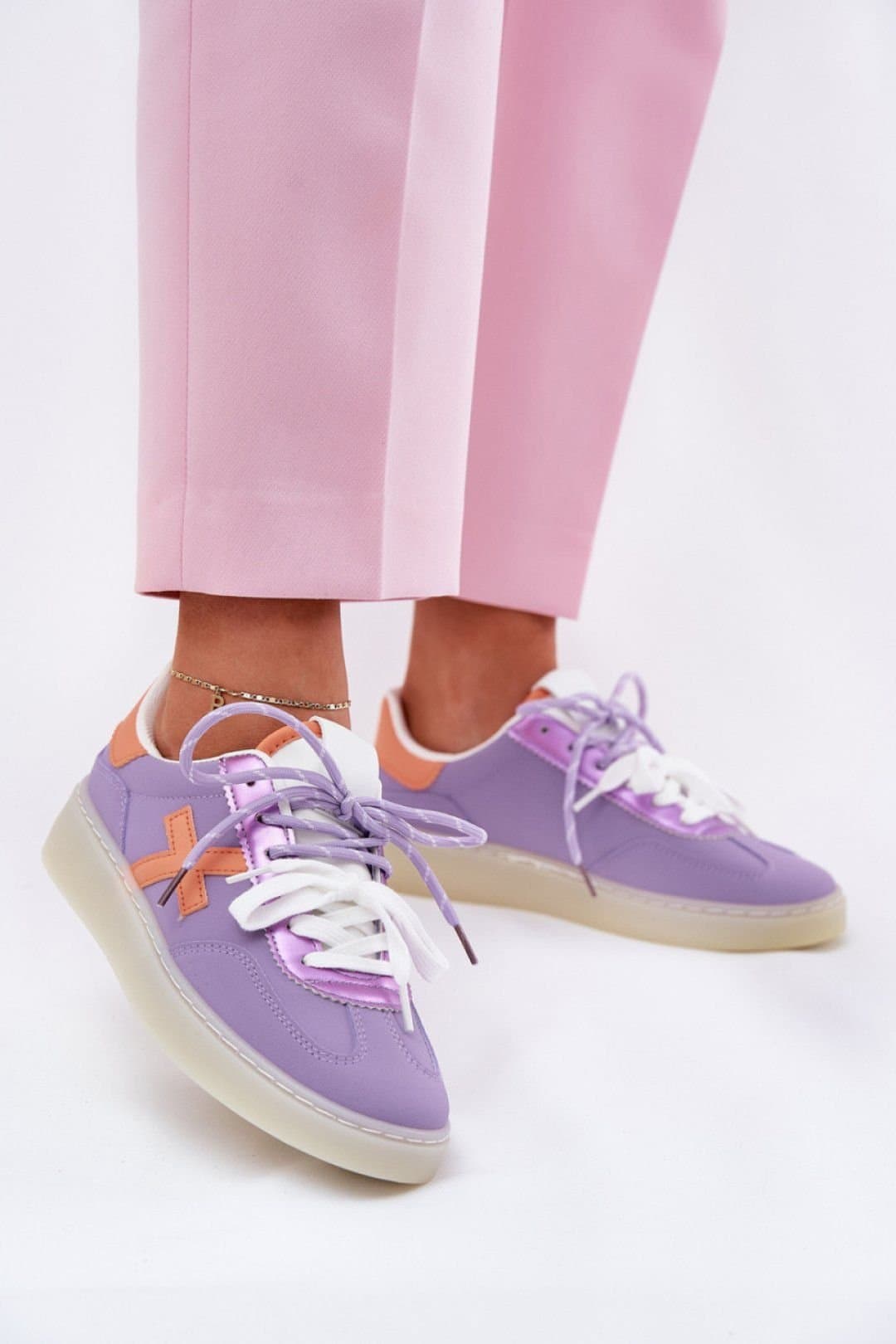 Love Lace Love Lace Women's Sport Shoes Suede Low Cut Rounded Toe Lace Up Classic in Violet