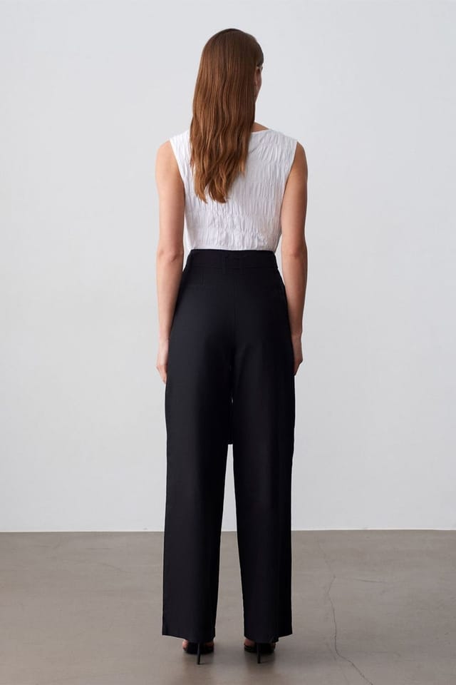 Dilvin Dilvin Women's Belted Wide-Leg Linen Blend Trousers in Black - 2