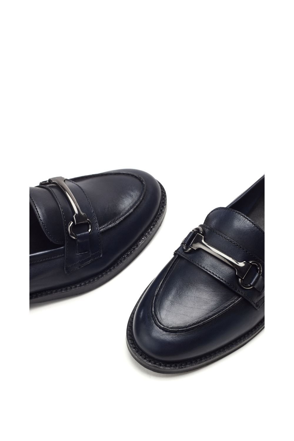 Moda In Pelle Moda In Pelle Women's 'Elarra' Leather Loafers in Navy - 3